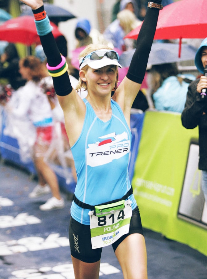 Полина Киценко на финише триатлона Half Ironman в ЦелльамЗе