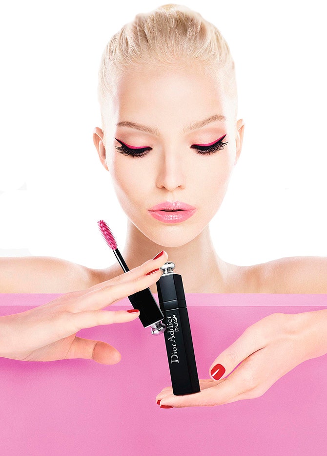 Саша Лусс в рекламной кампании Dior Addict It Lash