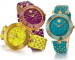 Часы Versace Vanitas в стиле барокко с декором из розового золота.