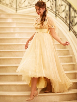 Александра Маниович в платье Jean Paul Gaultier Haute Couture и туфлях Christian Louboutin.