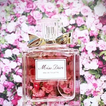 Звездные лица аромата Miss Dior