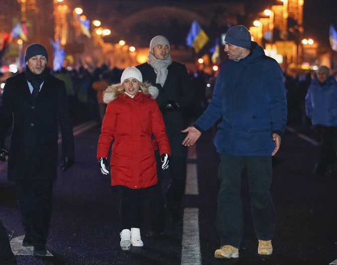 Хайден Панеттьери и Владимир Кличко в Киеве в декабре 2013 года