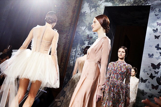 Неделя Высокой моды в Париже показ Valentino