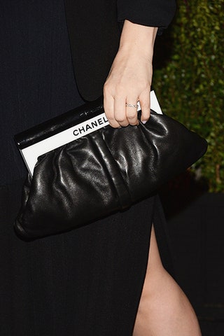 Клатч Chanel.