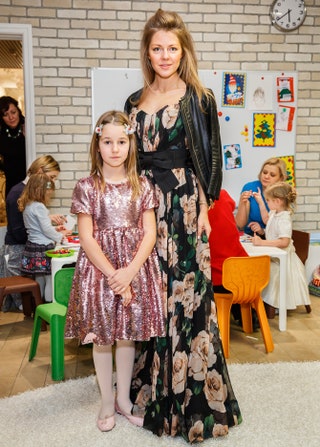 Елена Ковальчук с дочерью Ксенией.