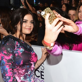 People's Choice Awards-2014: звезды на красной дорожке