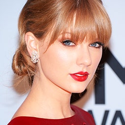 10 звездных платьев с церемонии CMA Awards-2013