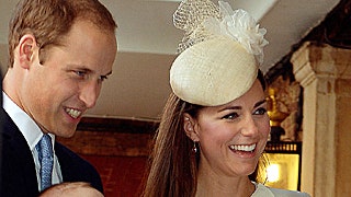 Герцогиня Кэтрин и принц Уильям на крещении принца Джорджа