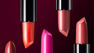 Косметика Shiseido блеск Lacquer Rouge тональное средство Sheer and Perfect Foundation | Tatler