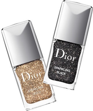 Сверкающие лаки Sparkling Black и Sparkling Gold от Dior можно использовать самостоятельно или в качестве эффектного...