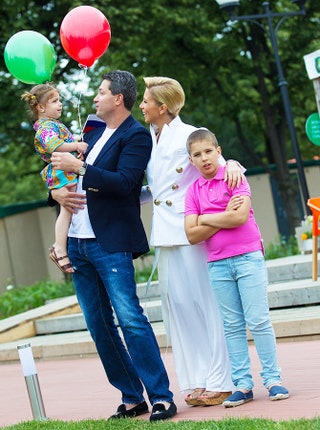 Тимур Иванов и Светлана Захарова с дочерью Дашей и сыном Михаилом.