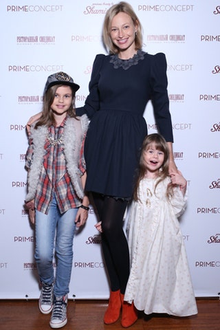 Татьяна Завьялова с дочерьми Любой и Софьей.