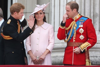 Принц Гарри герцогиня Кэтрин и принц Уильям.
