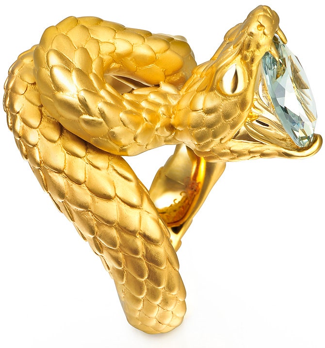 Кольцо из желтого золота с зеленым кварцем
