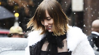 Неделя моды в NY модницы в снегу