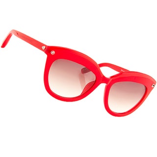 Мои очки «Если без солнцезащитных очков не обойтись надеваю причудливые — красные Linda Farrow например».