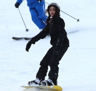 ... дочь Мадонны Лурдес предпочитает сноуборд.