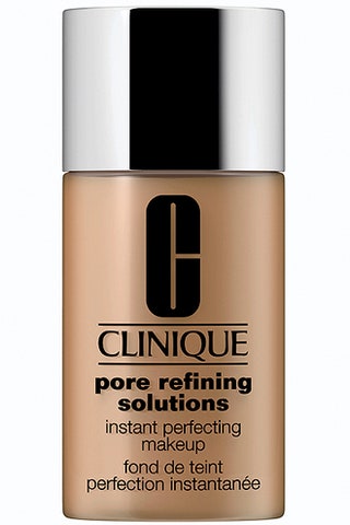 Тональное средство Pore Refining Solutions от Clinique ровный цвет лица матовость кожи и заметное сужение пор.