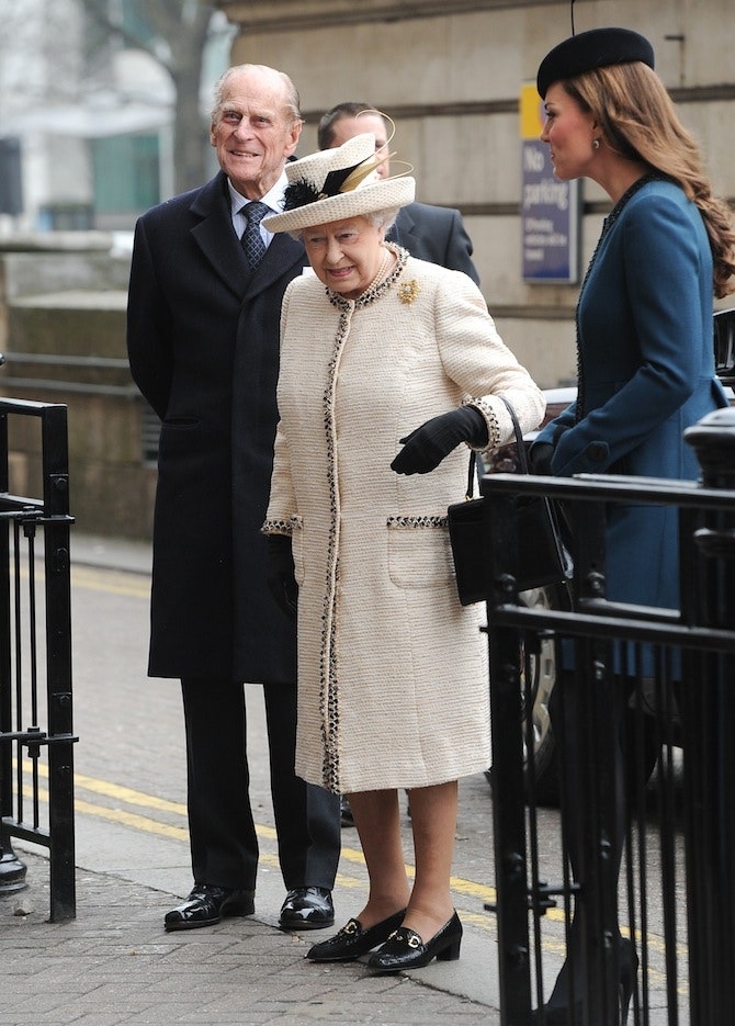 Принц Филипп королева Елизавета II и Герцогиня Кэтрин