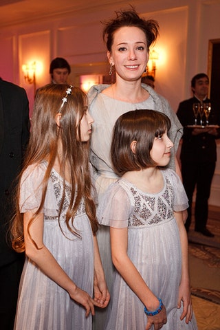 Чулпан Хаматова с дочерьми.