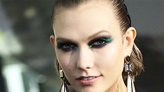 Макияж моделей на показе Atelier Versace