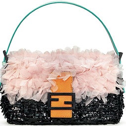 Party-тренд: знаменитые багеты Fendi