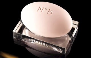 Ароматизированное мыло Chanel №5 .