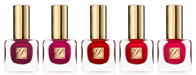Коллекция лаков Pure Color Red Hautes от Estee Lauder пять вариаций самого традиционного оттенка лака для ногтей — красного