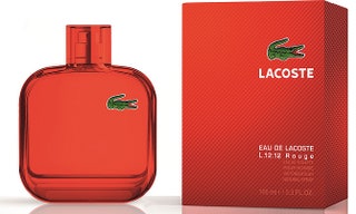 Для стильного красавца в рубашке поло аромат Eau de Lacoste L.12.12 Rouge .