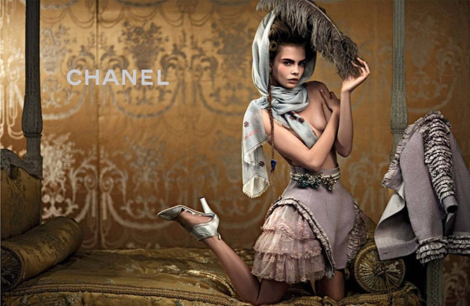 Кара Делевин для Chanel Cruise 2013