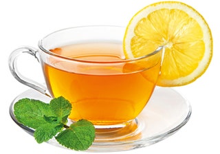 Всю жизнь пью черный чай с лимоном и схаром — от Родины не убежишь.