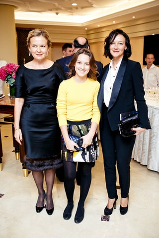Татьяна Торчилина и Ольга Новожилова с дочкой Елизаветой.