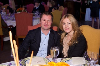 Алексей Немов с супругой.