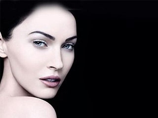 Новый фотосет Меган Фокс для Armani