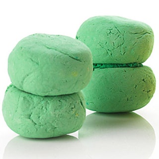 «Зеленый пенорони»  ароматизирующее средство для ванны с ароматом свежей зелени.