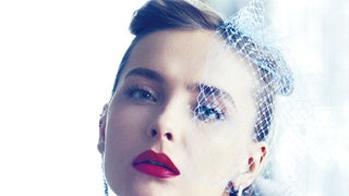 Онопко Снежана фото модели в образе Уоллис Симпсон фото и интервью для журнала Tatler