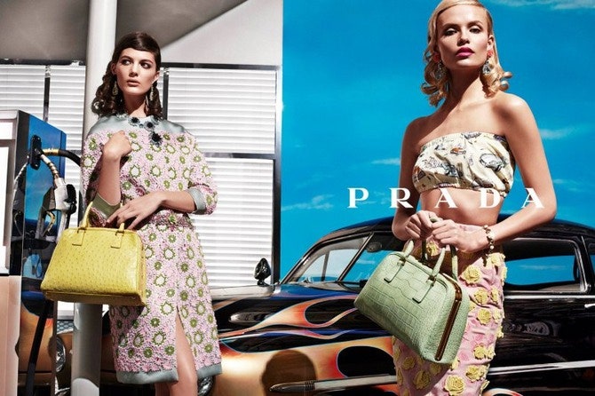 Наташа Поли и другие модели в ролике Prada
