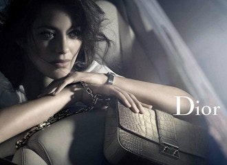 Марион Котийяр на новых фото для Miss Dior