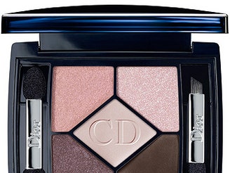 Убийственный взгляд от Dior