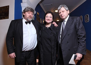 Супруги Ремчуковы и Виктор Бондаренко.