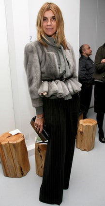 Стиль Карин Ройтфельд фото эффектных образов бывшего главного редактора французского Vogue