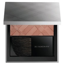 Коллекция макияжа Burberry в Москве