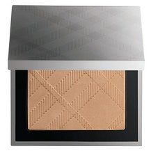 Коллекция макияжа Burberry в Москве