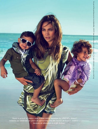 Дженнифер Лопес и дети. Для Gucci