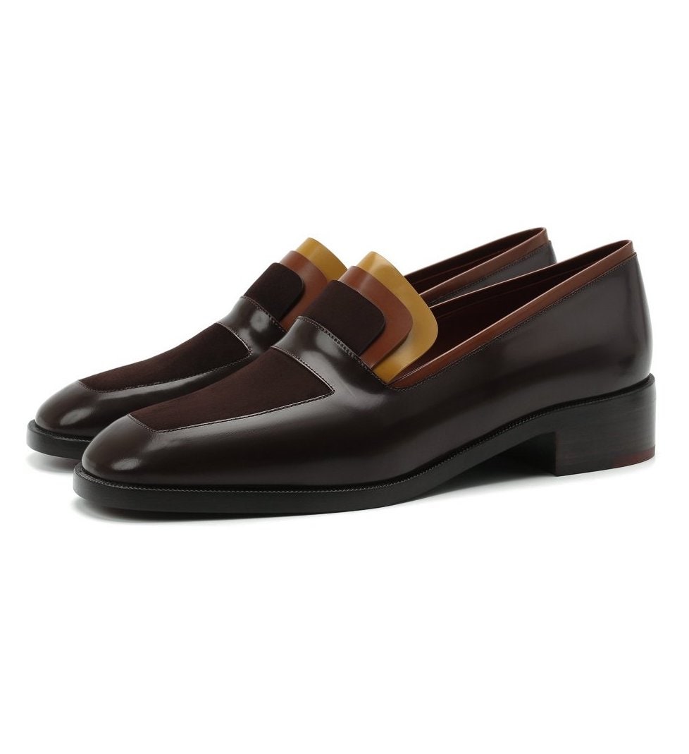 Loro Piana 74 300 рублей tsum.ru