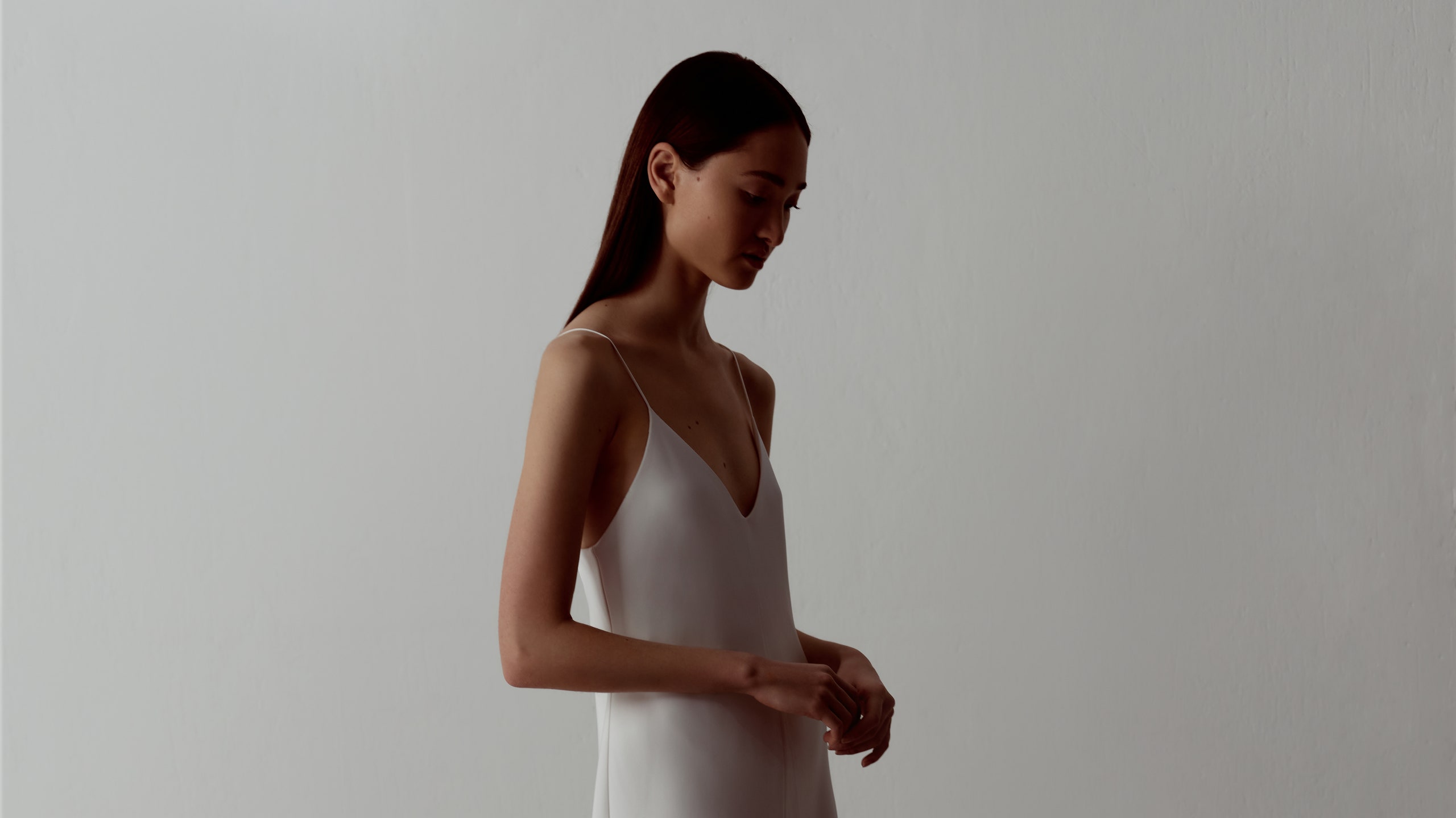 5 нарядных платьев — для тех кто любит минимализм