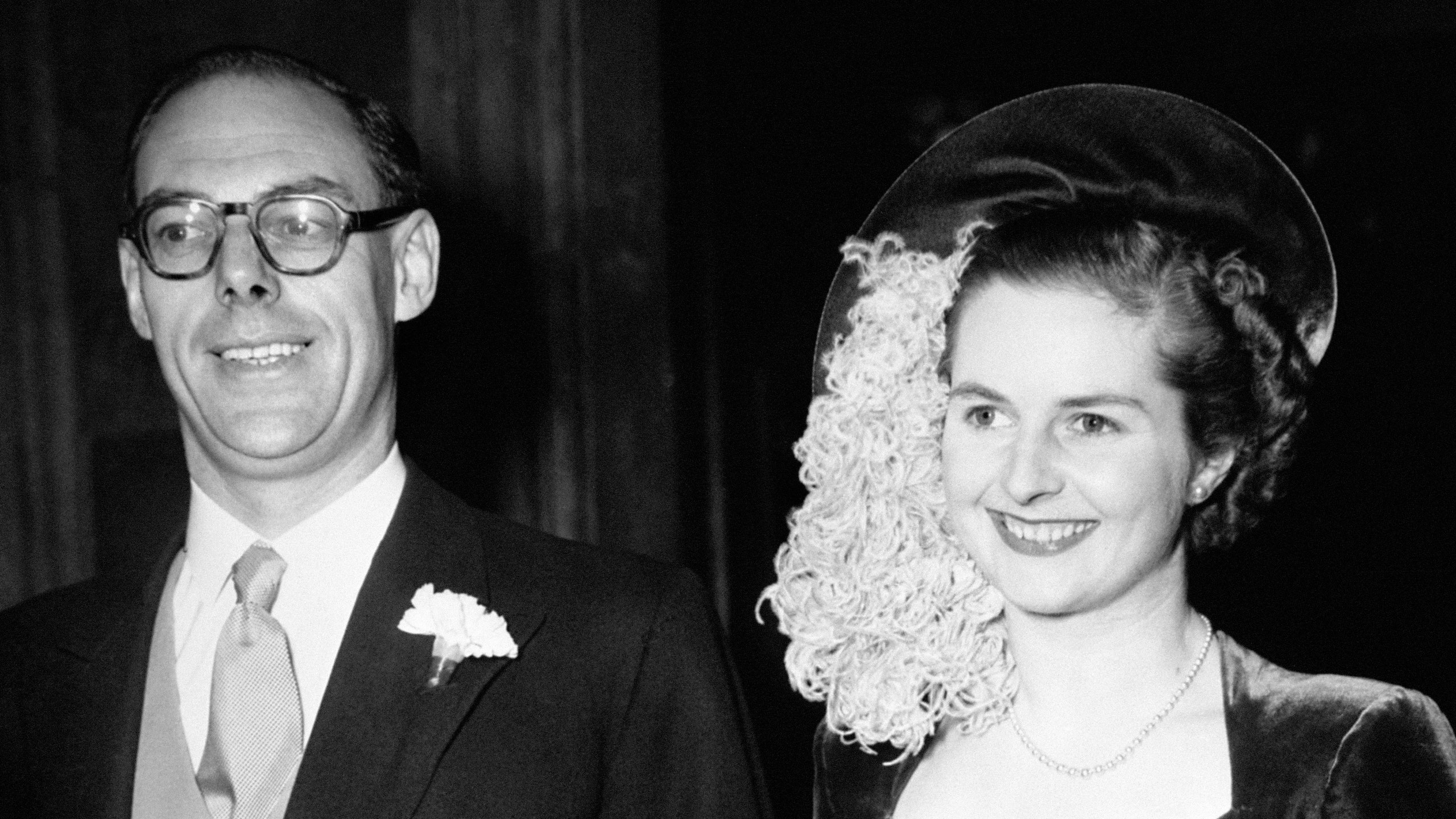 Денис Тэтчер и Маргарет Робертс в день их свадьбы 13 декабря 1951 года