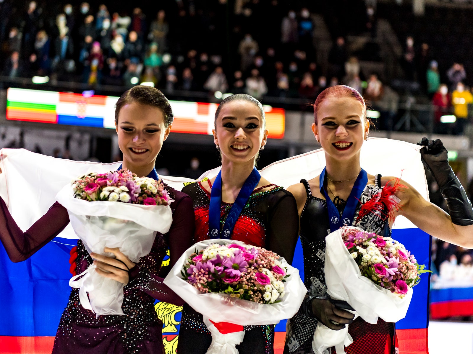 Российские фигуристки заняли весь пьедестал на чемпионате Европы